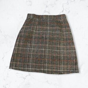 Plaid mini skirt